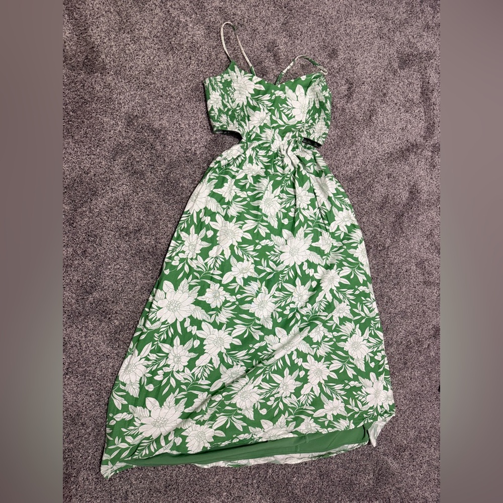 Green American Eagle Floral cut out Maxi Dress